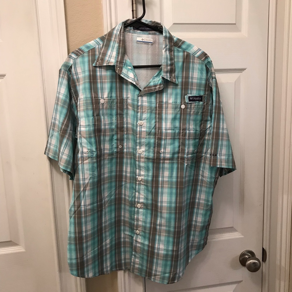 Men’s Columbia shirt